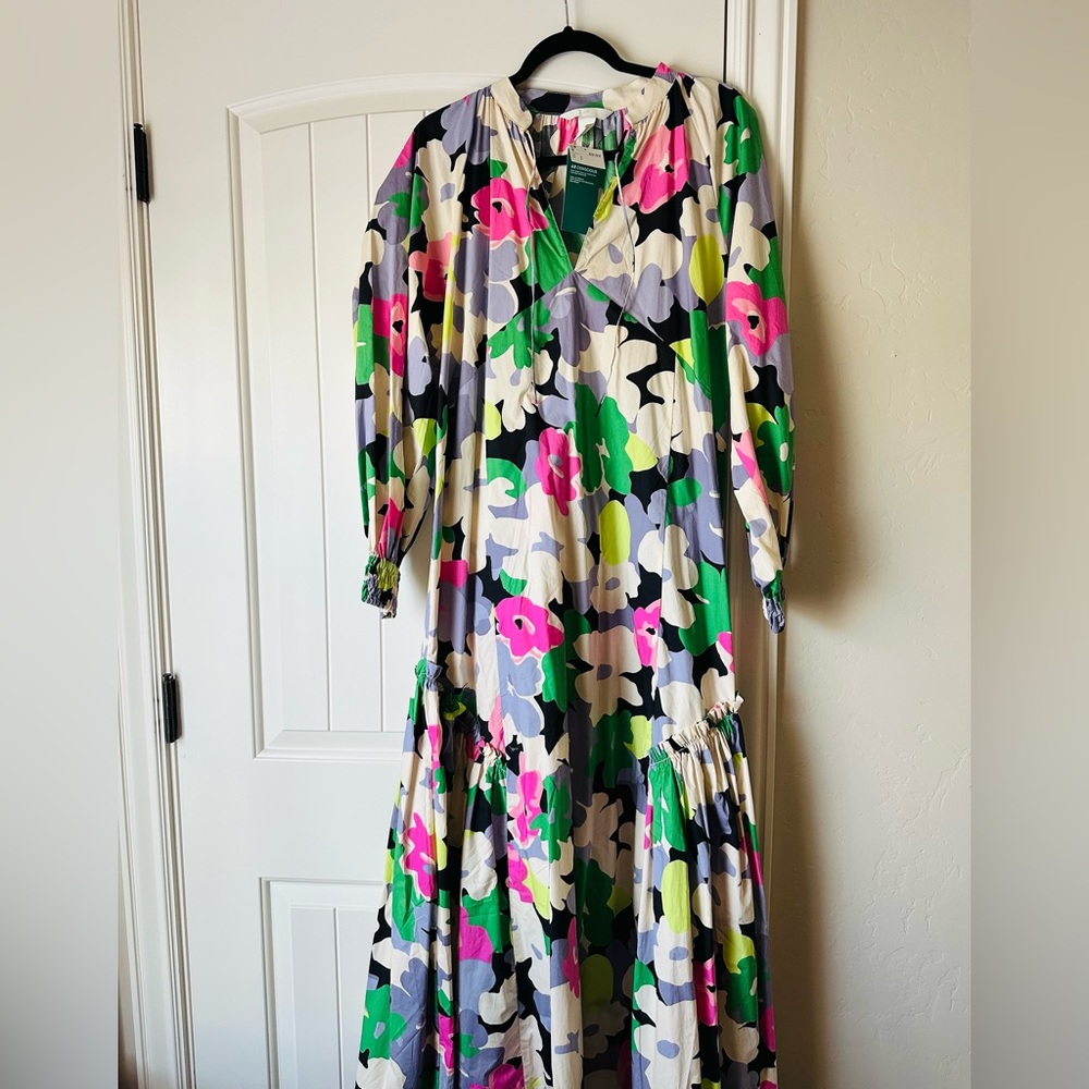 NWT H&M multi color maxi dress. size Small